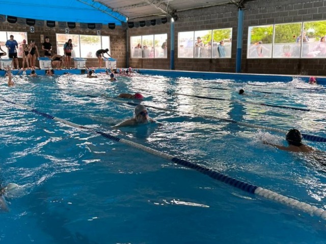 Ferro fue sede de la ltima fecha de la Liga Regional de Natacin